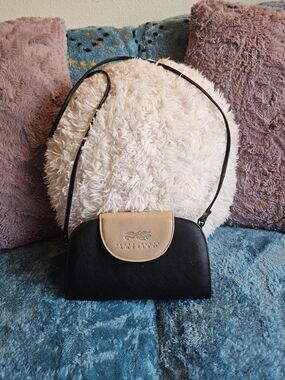 Perry Ellis Black & Tan Crossbody Bag Like New